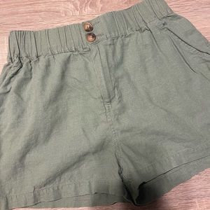 Forever 21 Womens NWOT Shorts Small